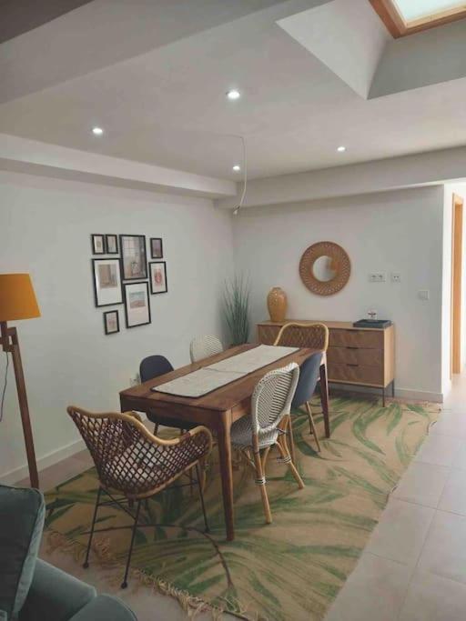 Attic Apartment In Old Town Дения Экстерьер фото